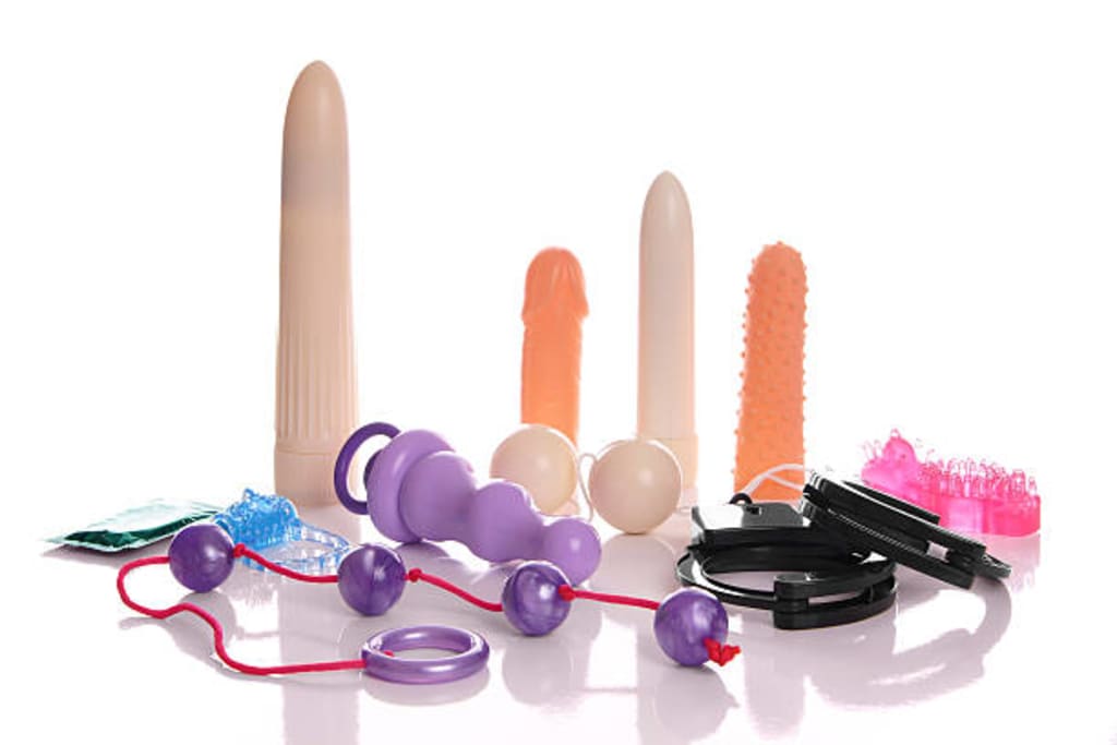 Sex Toys Every Couple Should Own Sex Toys Every Couple Should Own