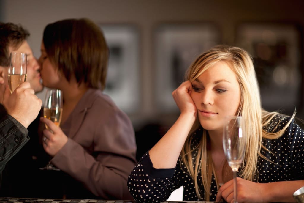 Signs That You Legitimately Terrify Dates Signs That You Legitimately Terrify Dates