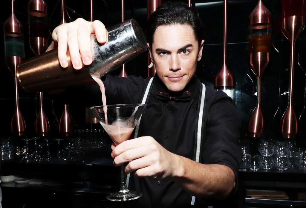 Things Every Bartender Wished Customers Understood Things Every Bartender Wished Customers Understood