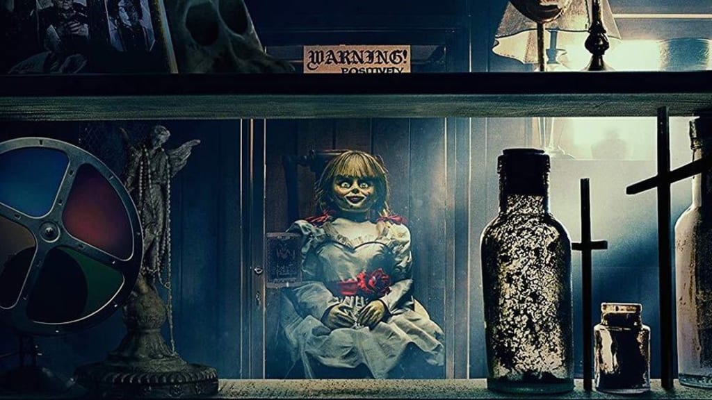 Top 5 Funniest Cursed Items in 'Annabelle Comes Home' Top 5 Funniest Cursed Items in 'Annabelle Comes Home'