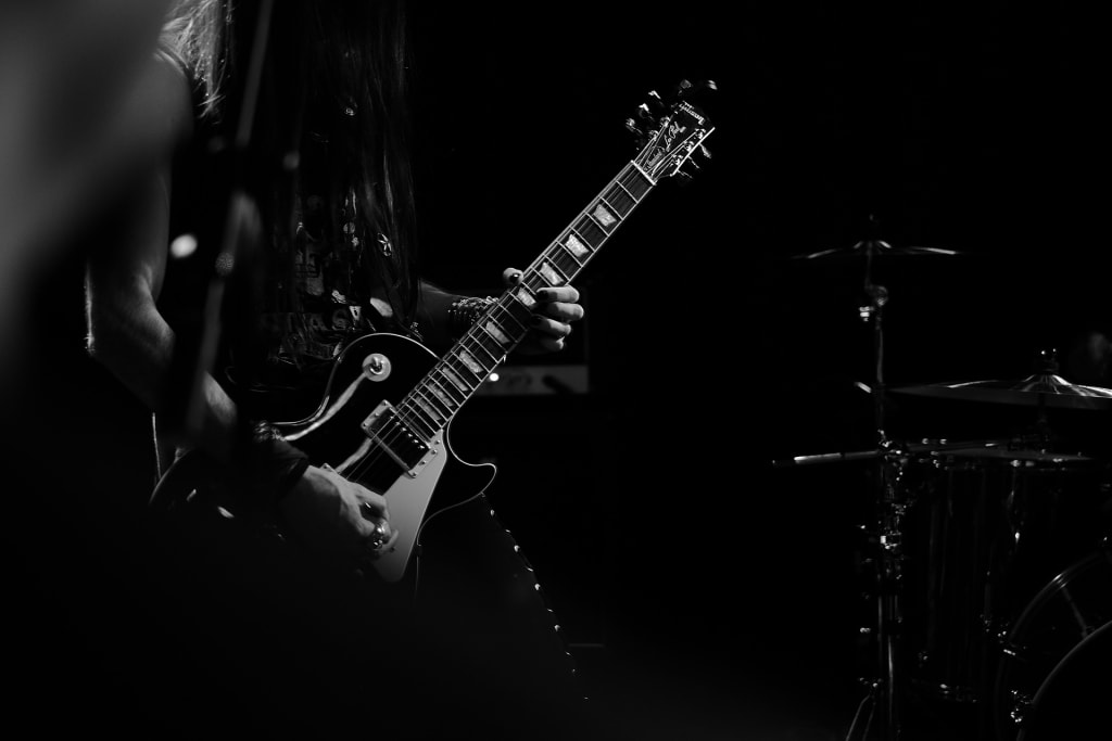 Lesser Featured Top 10 Guitarists Lesser Featured Top 10 Guitarists