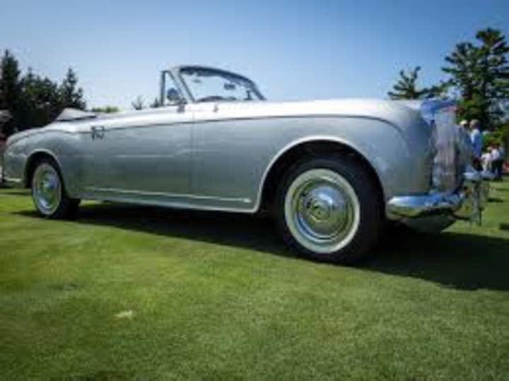 10 Expensive Things Previously Owned By Saddam Hussein 10 Expensive Things Previously Owned By Saddam Hussein