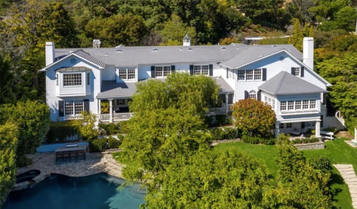10 Expensive Things Owned By Ashton Kutcher 10 Expensive Things Owned By Ashton Kutcher