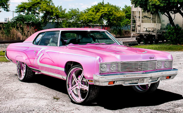 10 Expensive Things Owned By Ashton Kutcher 10 Expensive Things Owned By Ashton Kutcher