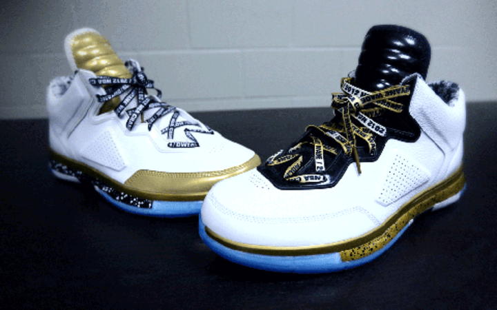 11 Expensive Things Owned By NBA Star Dwyane Wade 11 Expensive Things Owned By NBA Star Dwyane Wade