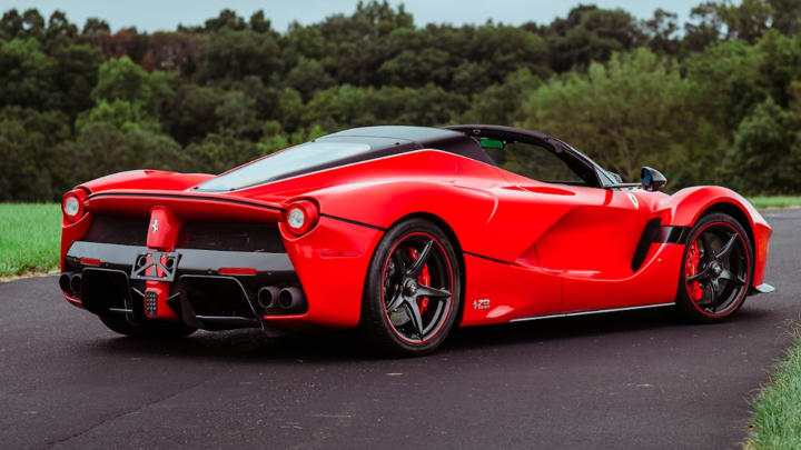 10 Expensive Things Owned By Golfer Ian Poulter 10 Expensive Things Owned By Golfer Ian Poulter