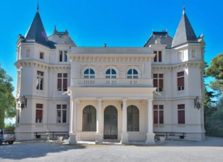 15 Outrageous Billionaire Russian Mega Mansions of 2021 15 Outrageous Billionaire Russian Mega Mansions of 2021