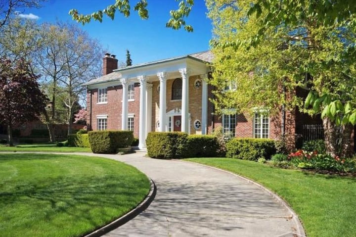 15 Millionaire Mafia Mansions Owned By Infamous Kingpins 15 Millionaire Mafia Mansions Owned By Infamous Kingpins