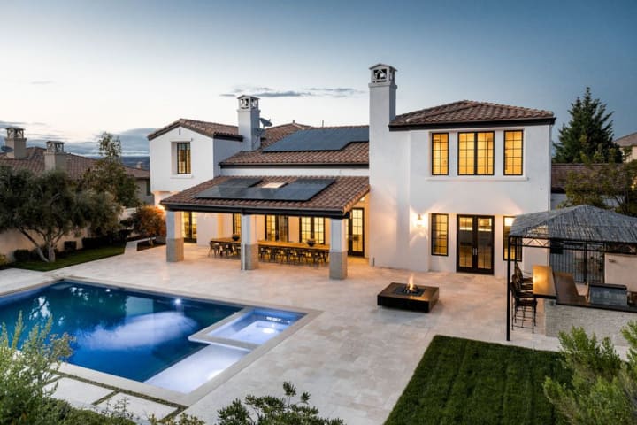 10 Expensive Things Owned By Billionaire Kylie Jenner 10 Expensive Things Owned By Billionaire Kylie Jenner