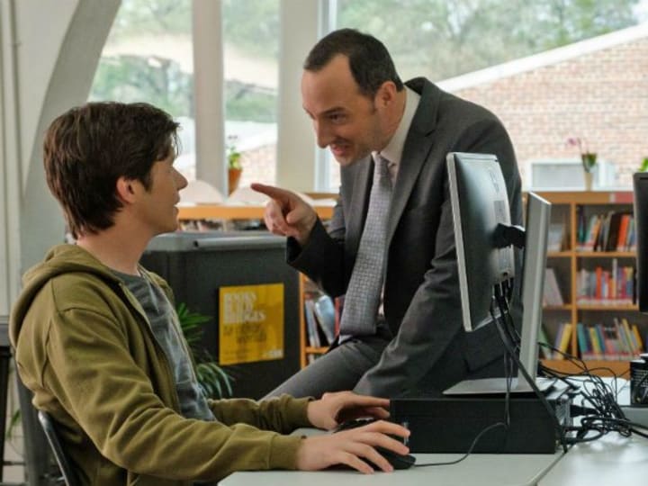 love simon cast drama teacher love simon cast drama teacher