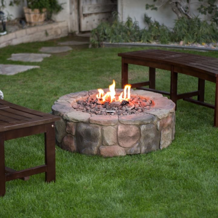 DIY Fire Pit Ideas to Make Your Backyard Look Hot