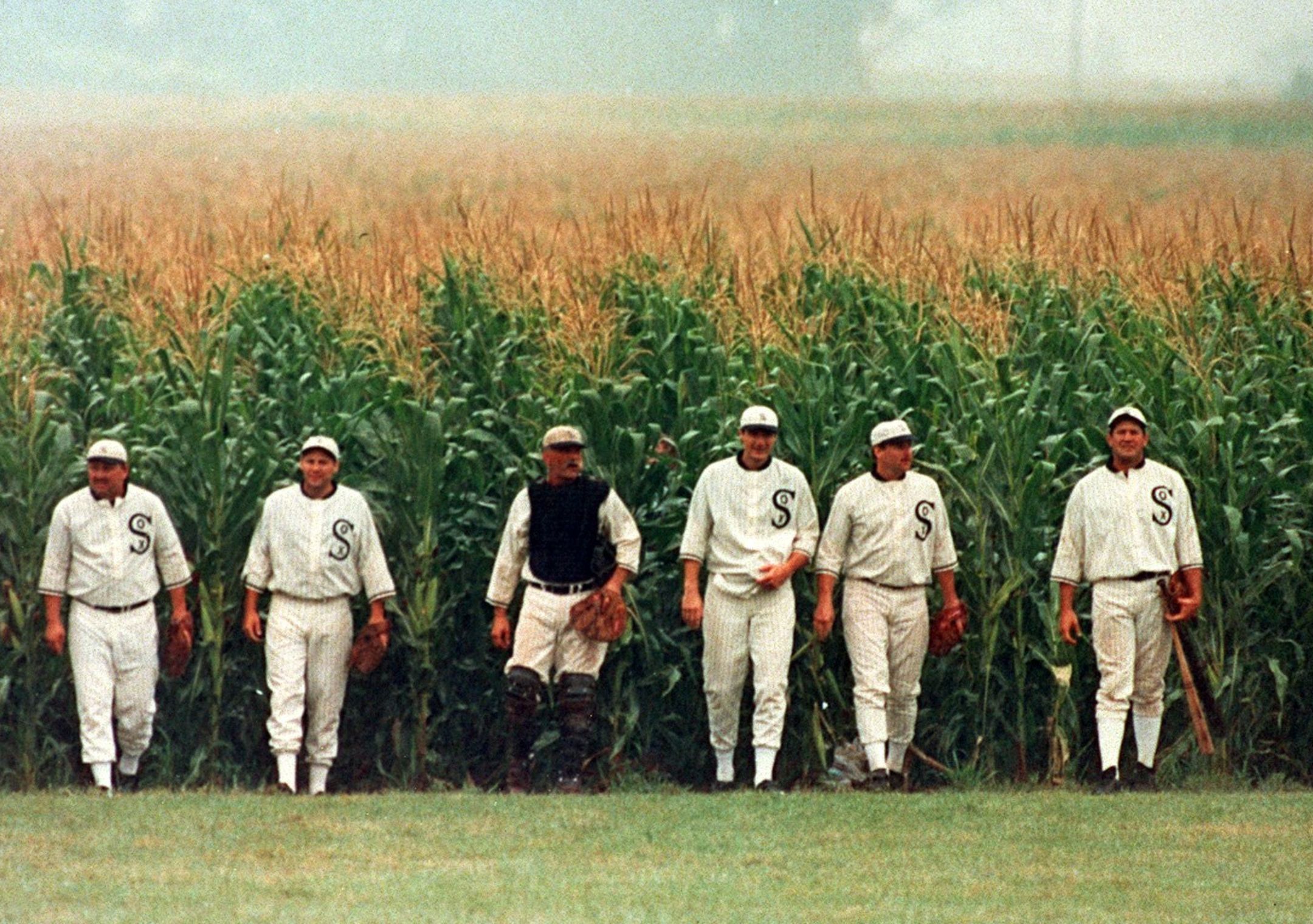 Field of Dreams: The Quintessential Baseball Movie - Solzy at the