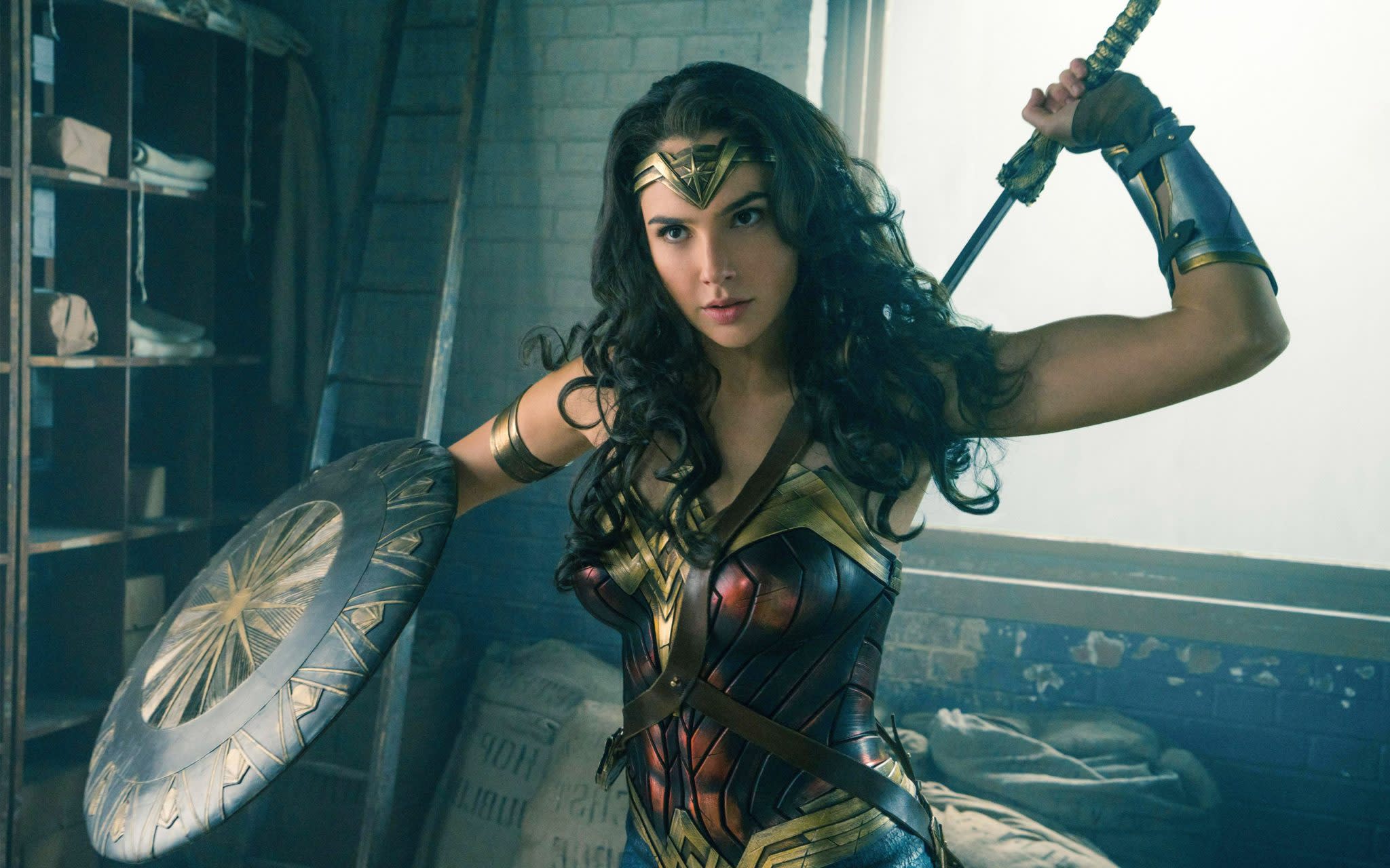 depict Actress Gal Gadot in the pregnant wonder woma