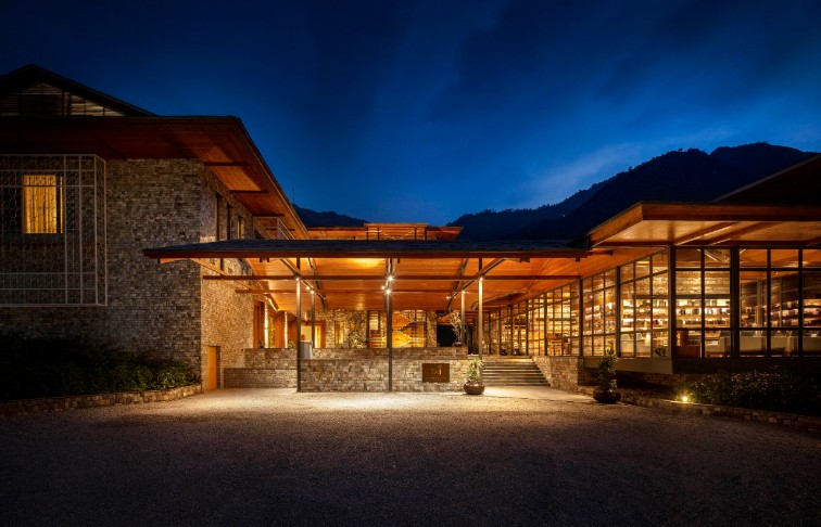 Taj rishikesh online