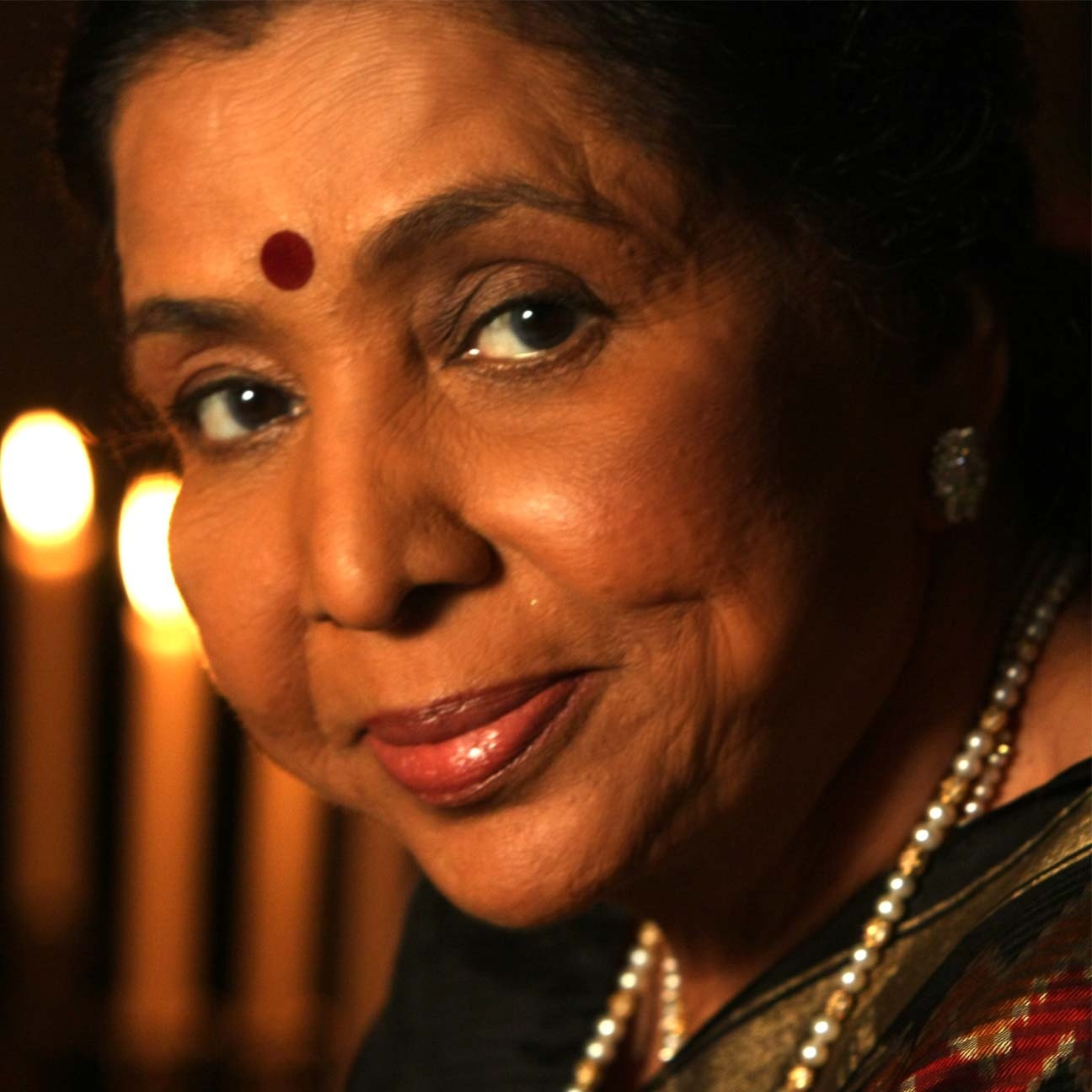 Asha Bhosle's Instagram, Twitter & Facebook on IDCrawl