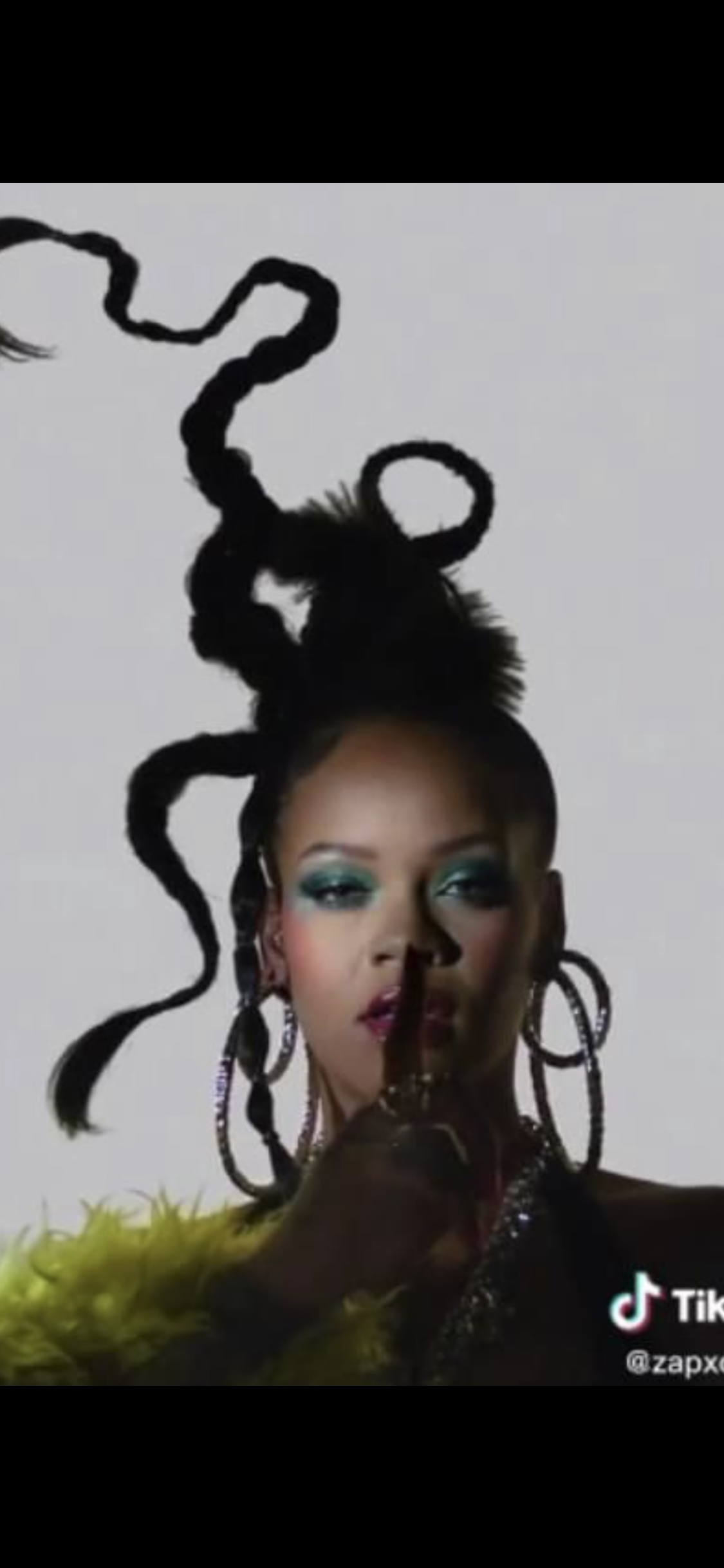 rihanna devil