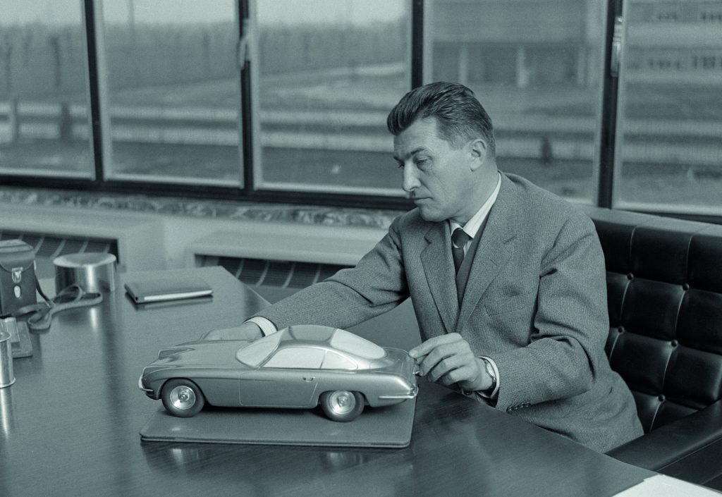 Quando houve o encontro entre Enzo Ferrari e Ferruccio Lamborghini, ce