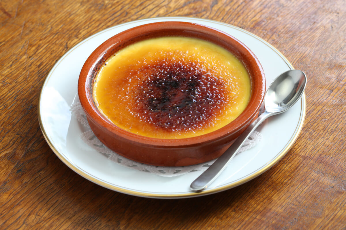 Crema Catalana: A Taste of Catalonia's Sweet Tradition