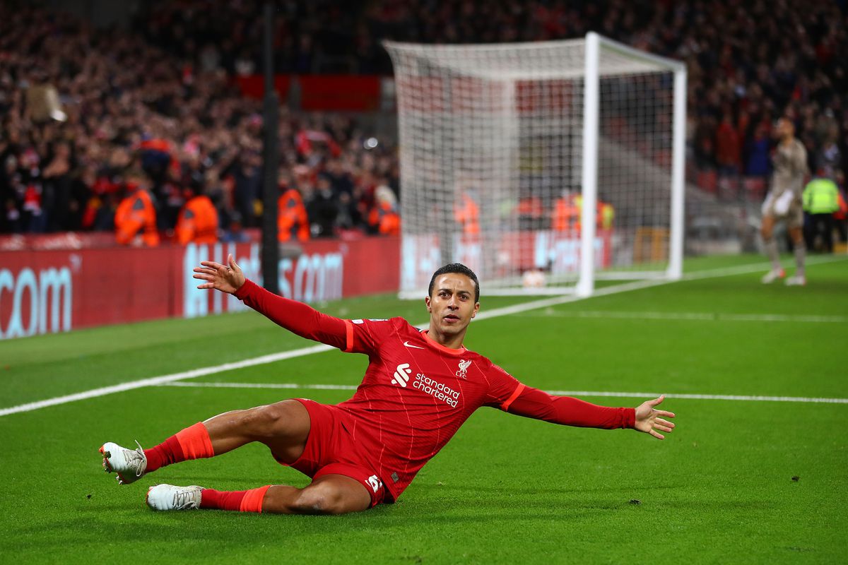 Thiago Alcantara Nghệ Sĩ Của Trung Tuyến - Hành Trình Nghệ Thuật Trên Sân Cỏ