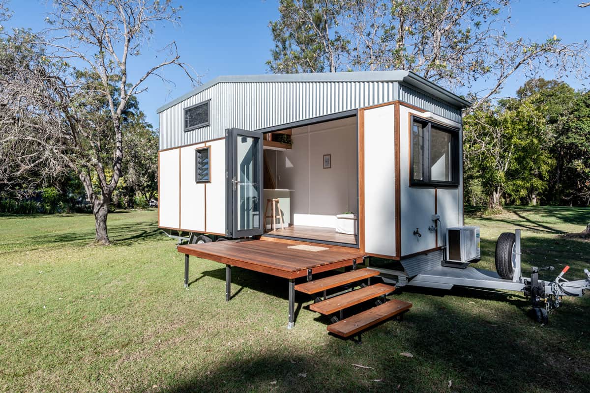洋書 Small House Living Australia Small House Living Australia : Foster, Catherine: Amazon.com