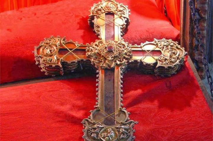 10 Expensive Relics Associated with Jesus Christ 10 Expensive Relics Associated with Jesus Christ