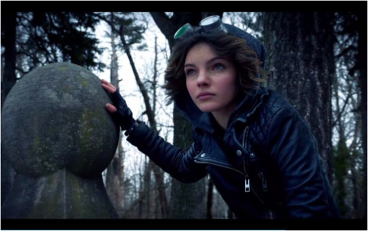 Camren Bicondova Reveals Her Struggles With Her Costume In Gotham