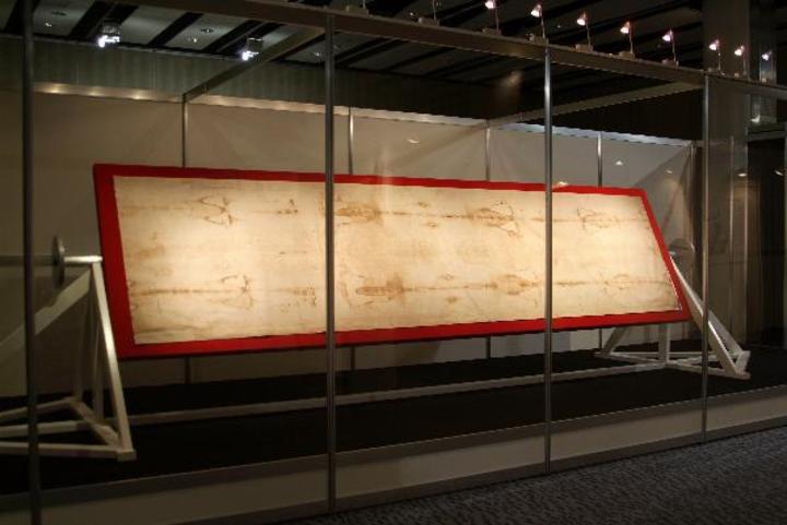 10 Expensive Relics Associated with Jesus Christ The shroud of turin jesus christ