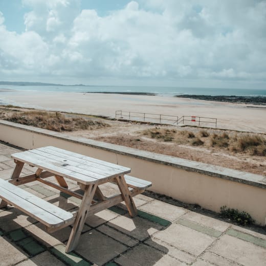 Bagre a Ground Patio with View of Bay