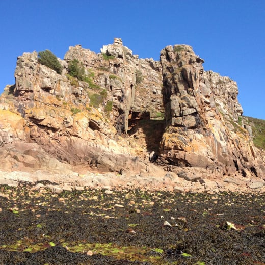 La_Cotte_from_the_sea