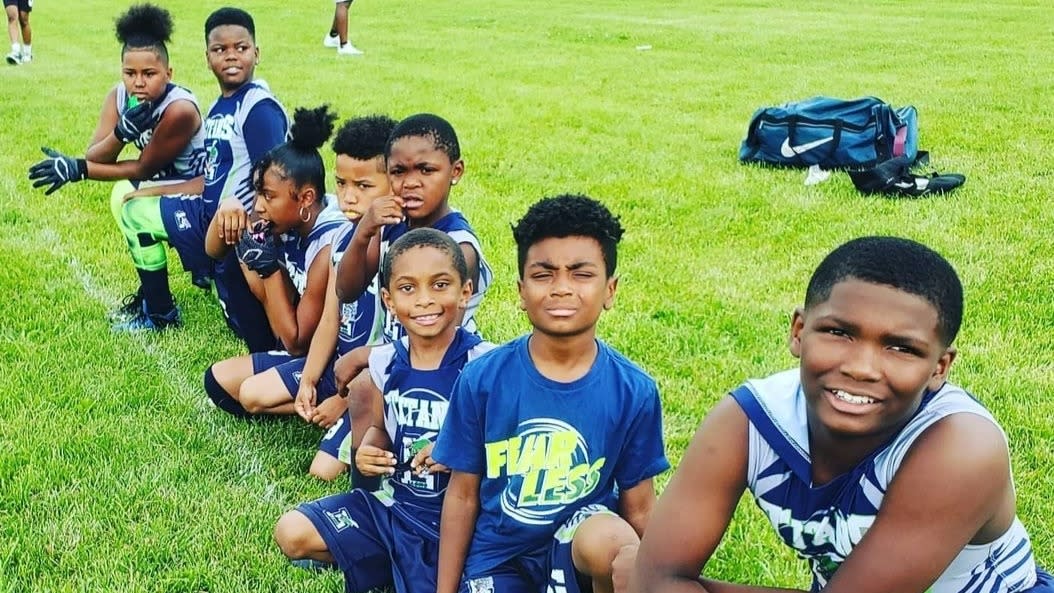 Lorain Raging Titans Youth Football and Cheer