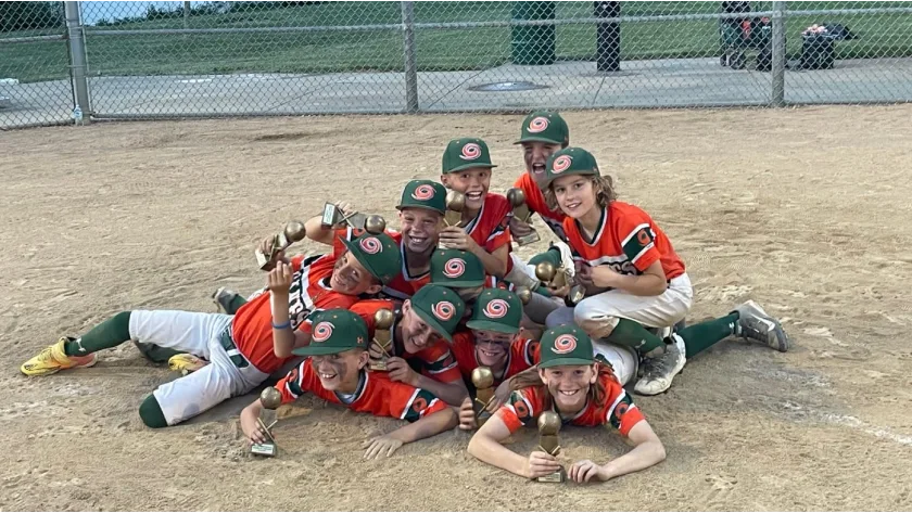 Chicagoland baseball team honors service during Frontier League