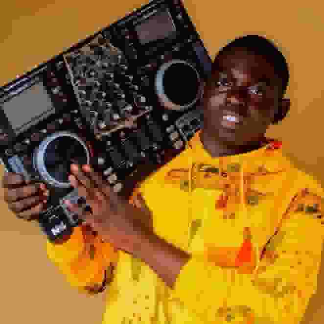 Dj enny Gee