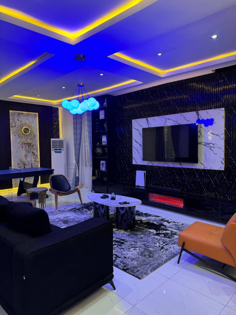 Dirty Saint HOUSE PARTY BY CASHIOUS