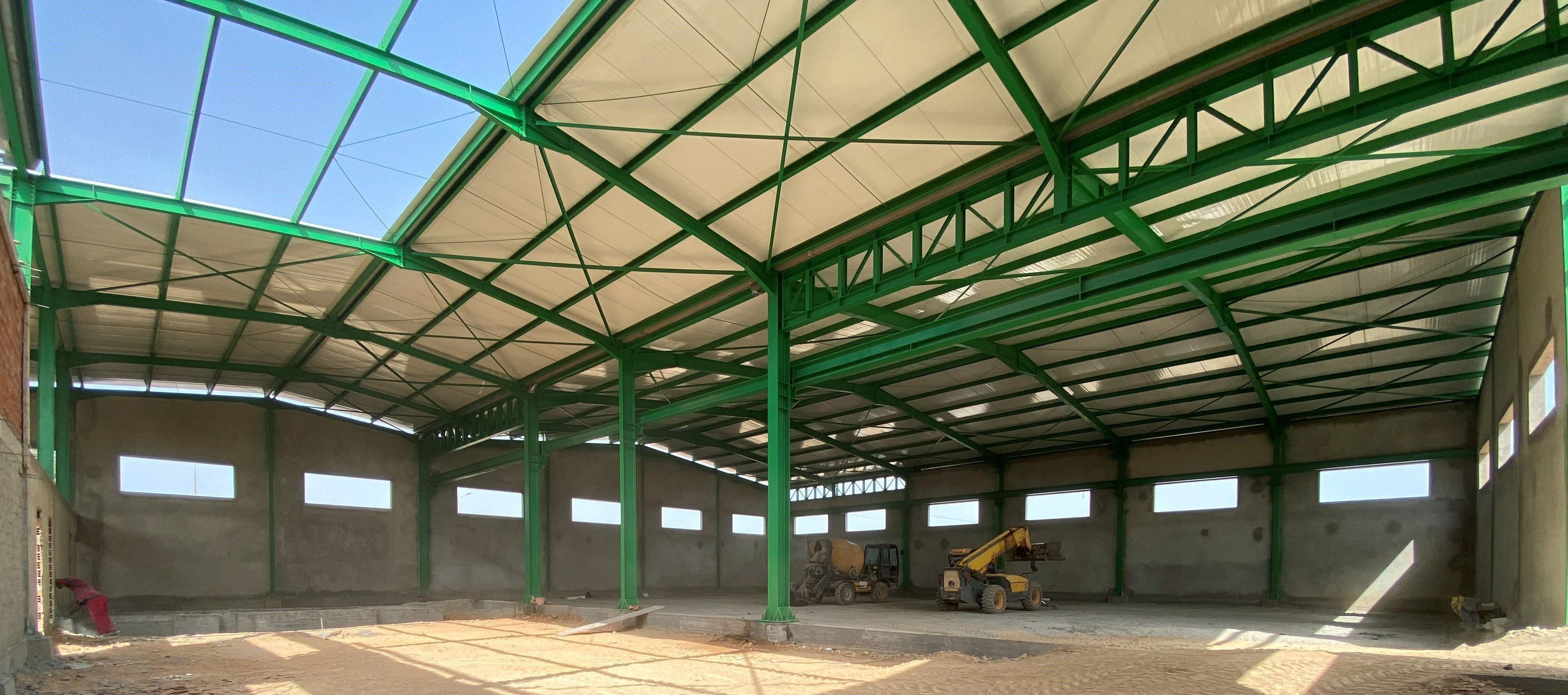 Charpente Métallique Usine 2200 m² à Tunis | Promoverre