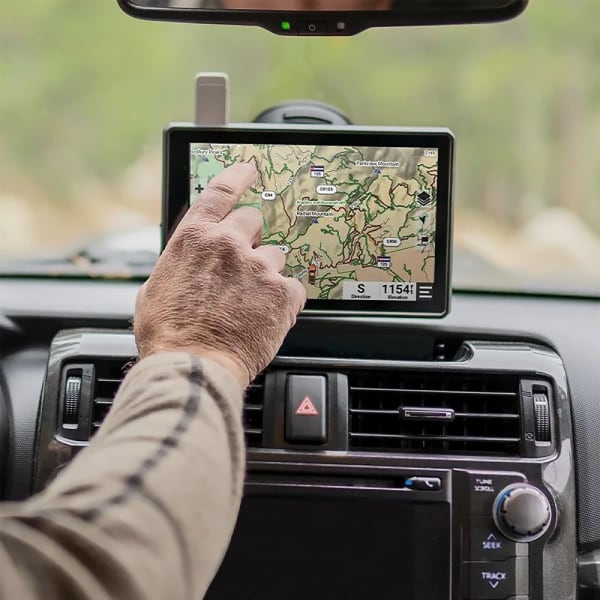 Навигатор Garmin Tread Overland Edition 8" — 8