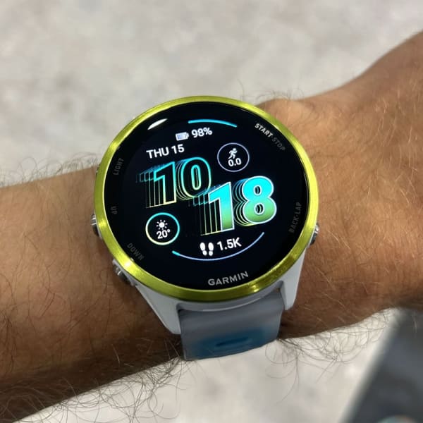 Garmin Forerunner 570 — 47 мм Amp Yellow / Translucent Whitestone / Turquoise — 7