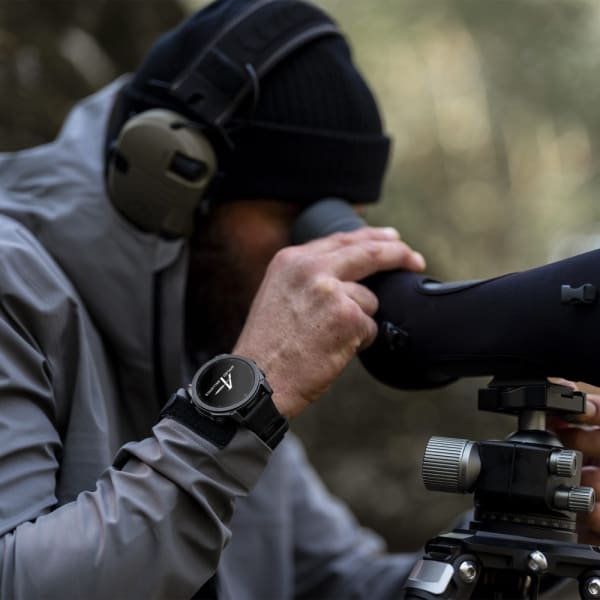 Garmin Tactix 8 — 51 мм AMOLED с черным нейлоновым ремешком — 8