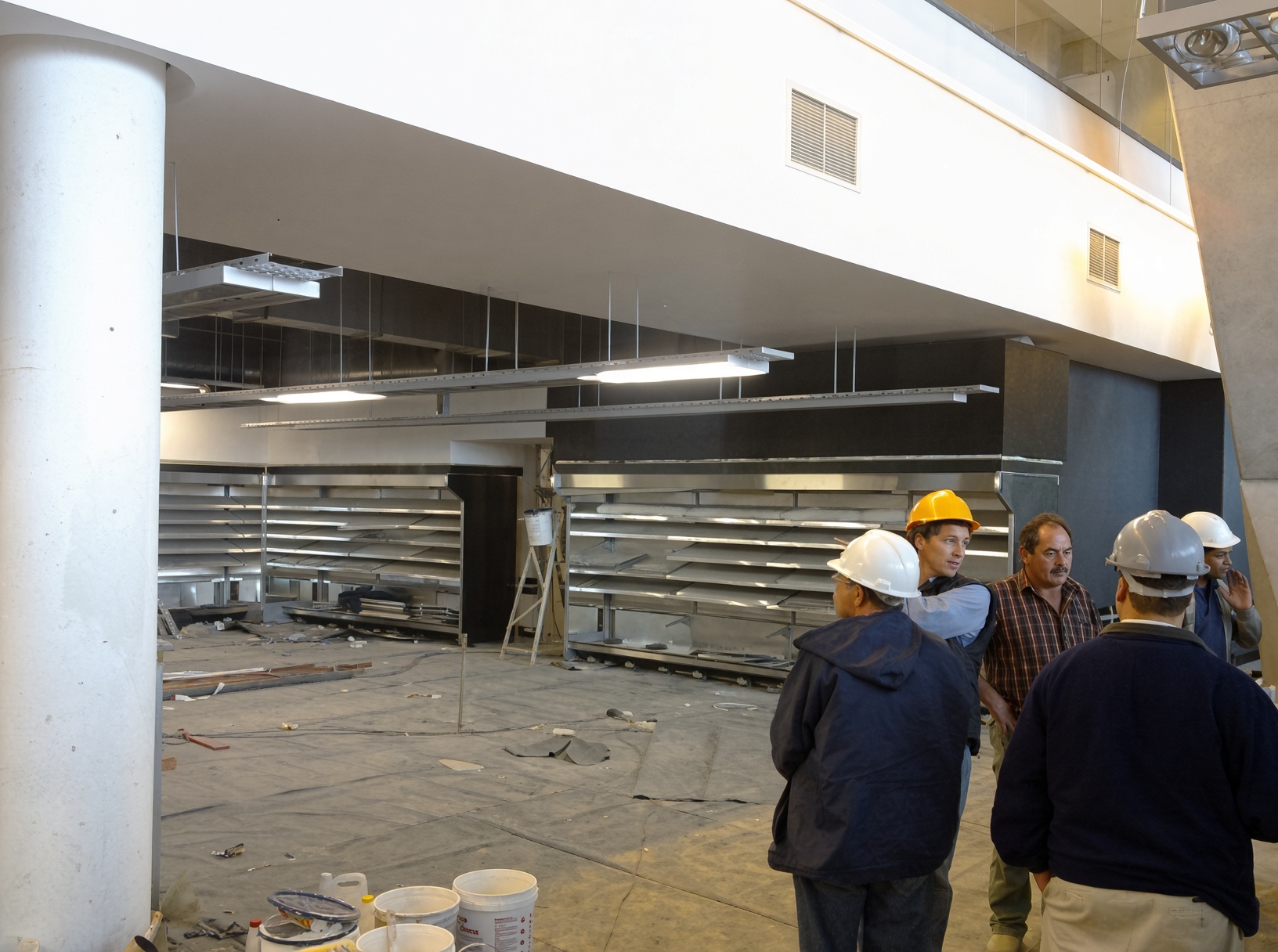 Thumbnail 2 for Woolworths - Cape Town International Airport