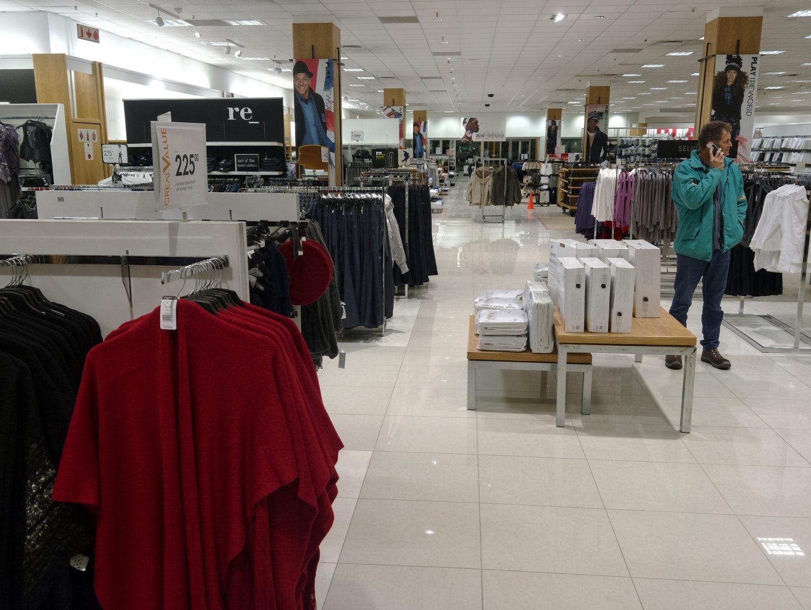 Woolworths Vincent Mall East London store installation phase
