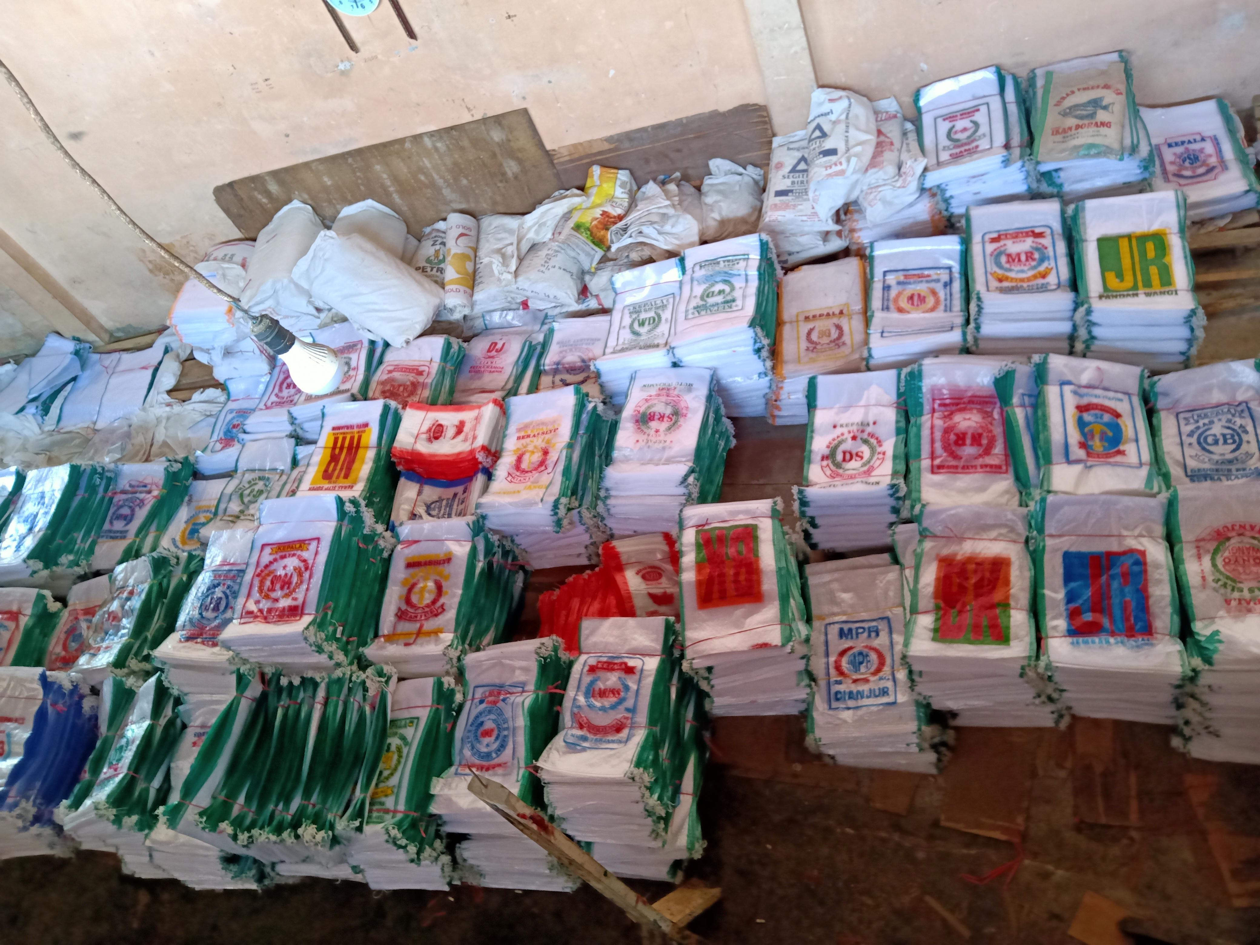 Barang siap kirim Gudang Karung Printing