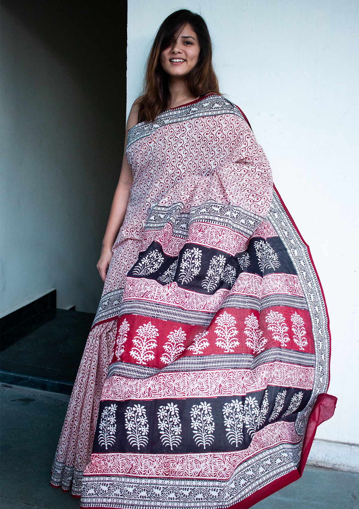 Red/white Tarapur Print Saree