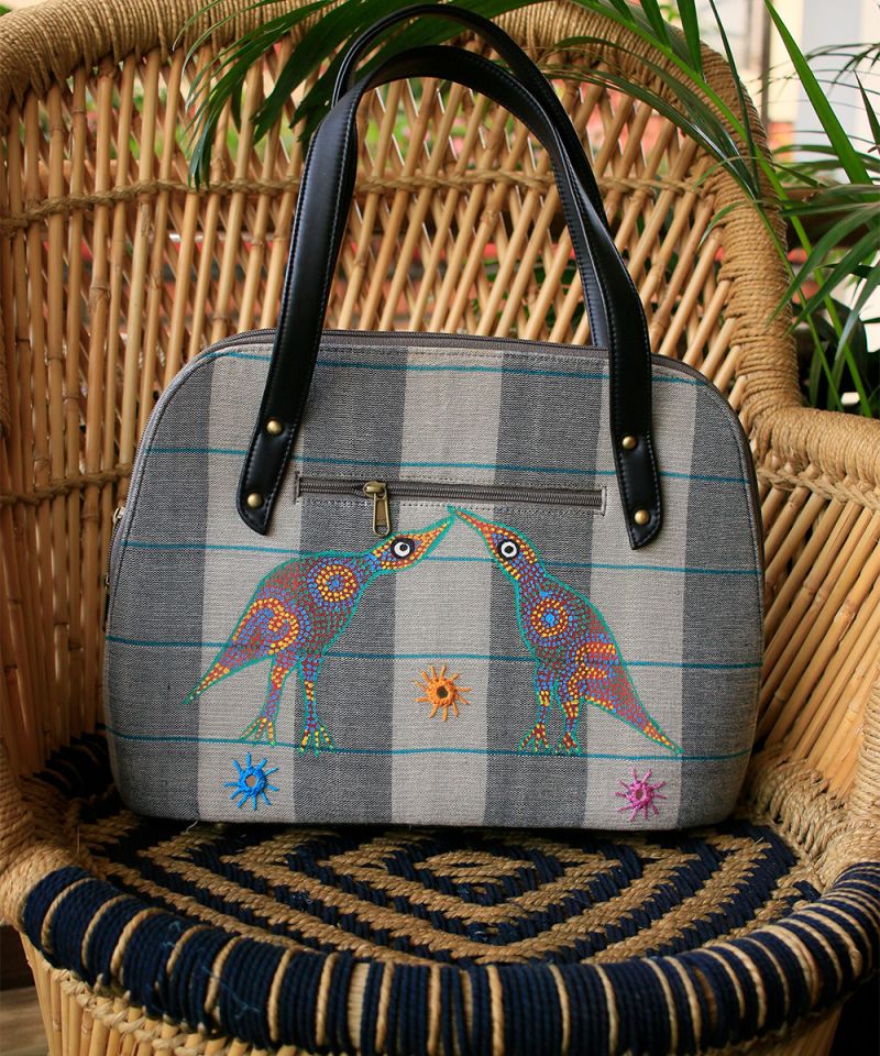 Bhil Hand painted Zipper Bag 001