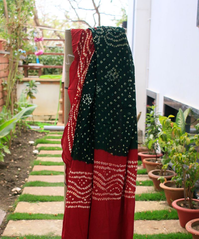 Red green Bandhani Cotton Dupatta