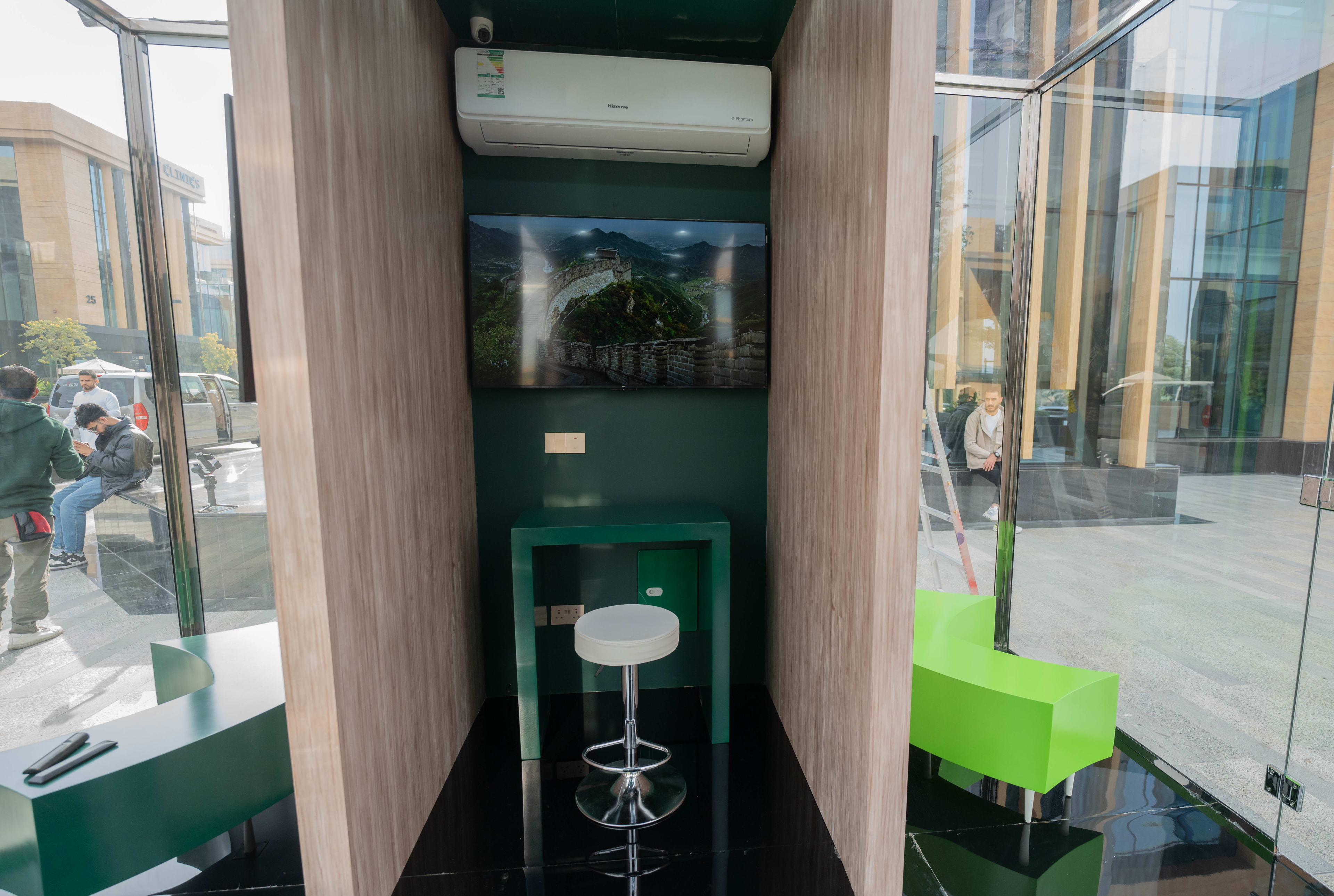 SNB Booth — Laysen Valley 2025 07