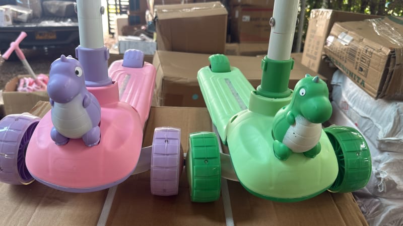 Scooter infantil de 3 ruedas con diseño de dinosaurio 3