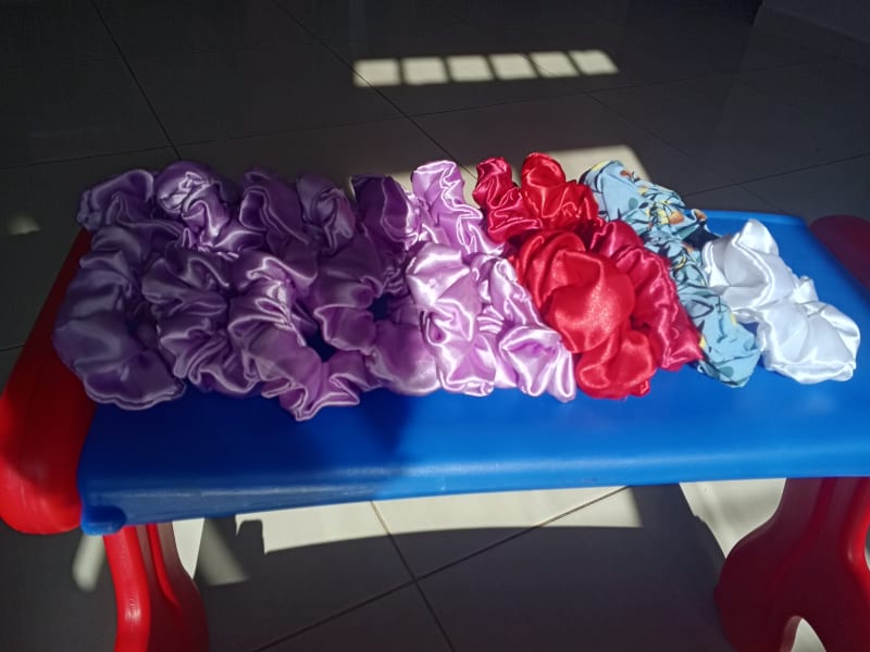 Pack promocional escrunchies x20 5