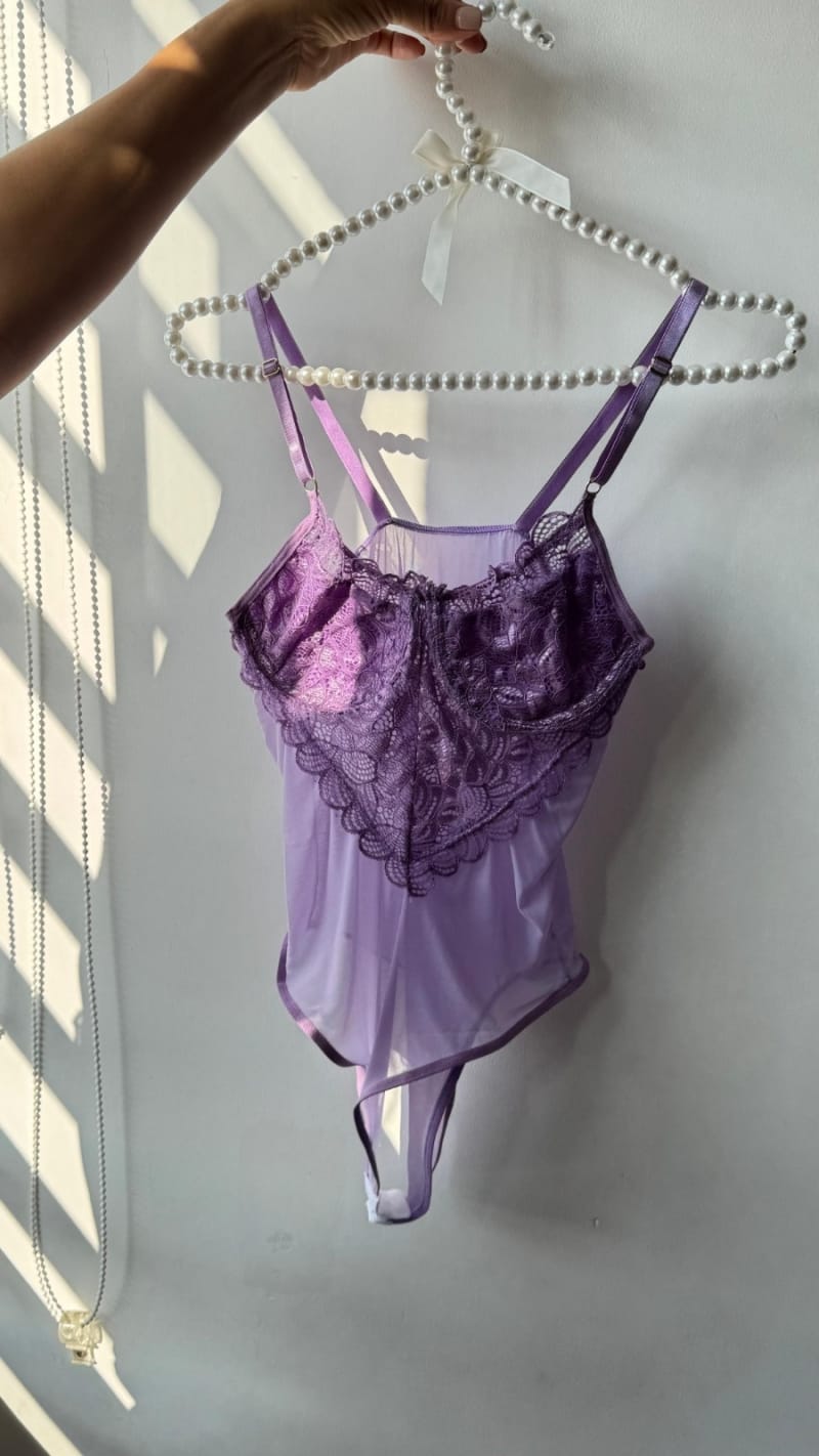 BODY ENCAJE 1