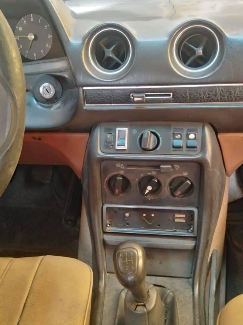 Mercedes Benz 250 3