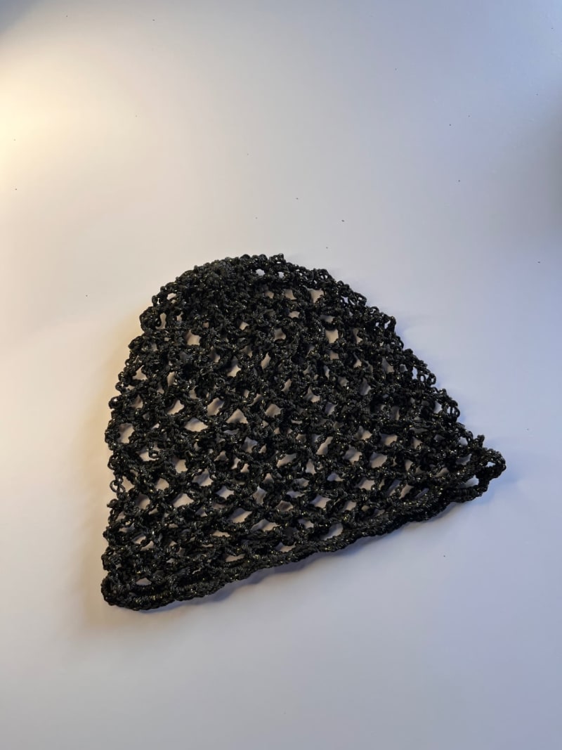Mesh hat negro brillo 1