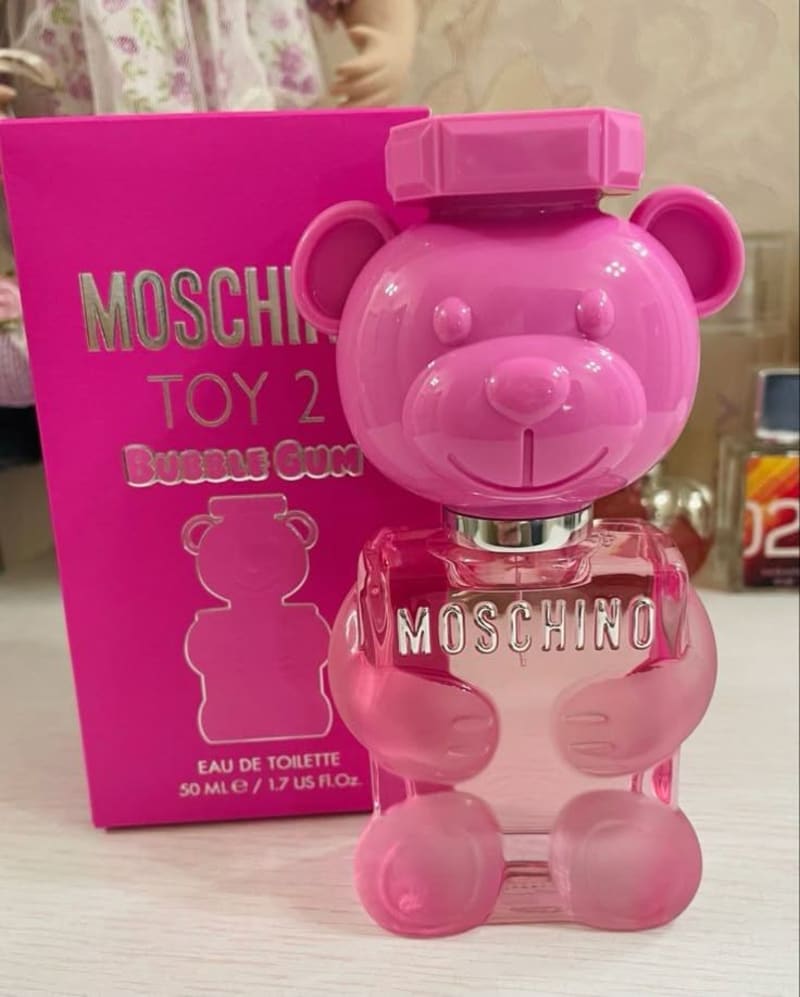 Toy 2 Bubble Gum Moschino 1